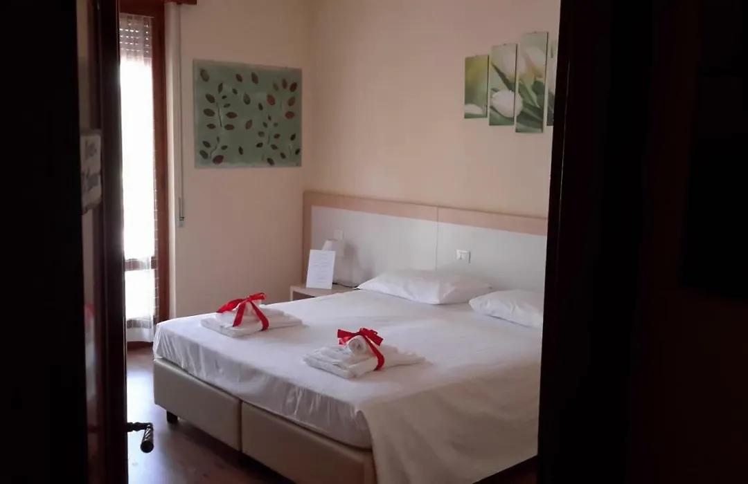 B&B Il Mondo Di Ross-1
